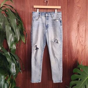 Gap Distressed Highrise Light Wash Skinnies 8 / 29